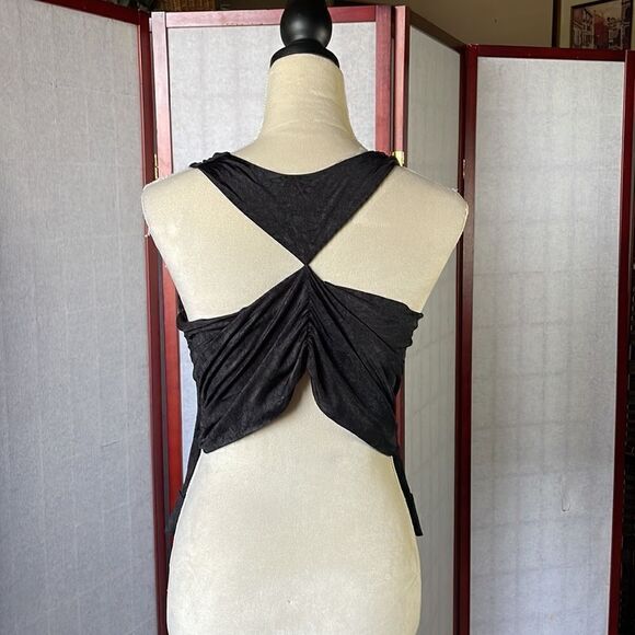 Moda Dress Top w/ Plunging Neckline, Open Back & Subtle Designs (Size: Small) - Picture 3 of 15